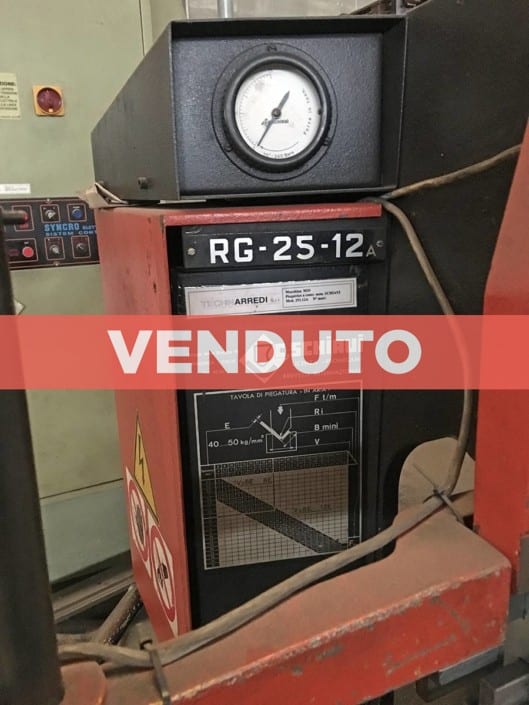 Piegatrice Schiavi RG-25-12A