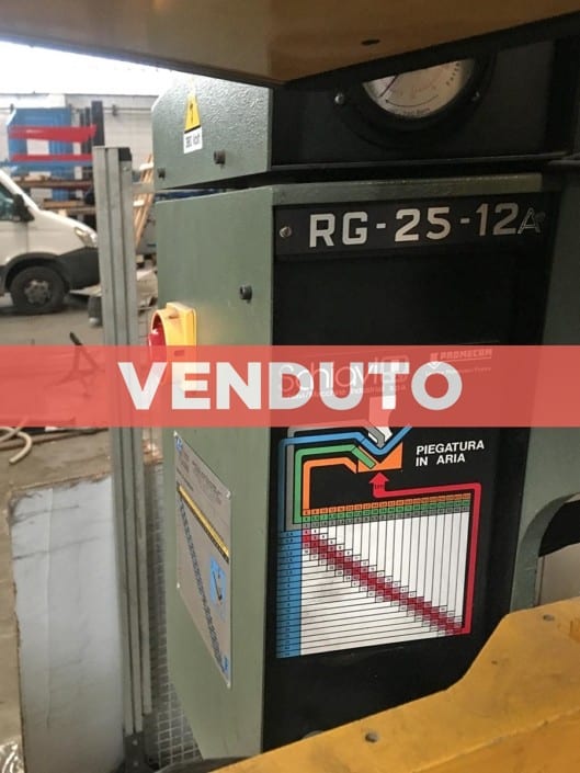 Piegatrice Schiavi RG-25-12A